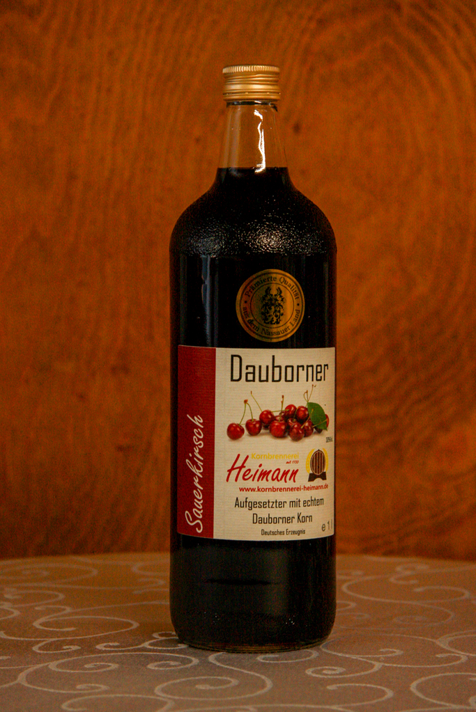 Dauborner Aufgesetzter mit Sauerkirschen, Flasche, 30% vol.